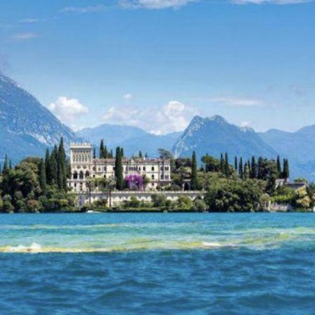 Marina Apartment & Suite Verbania Exteriör bild
